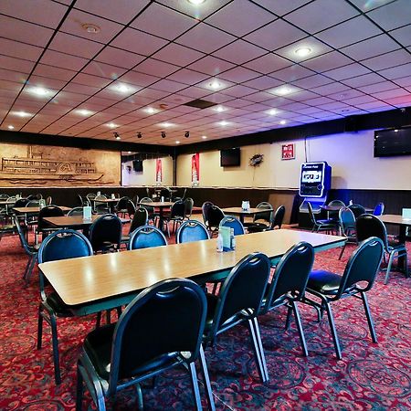Great American Inn & Suites Devils Lake Bagian luar foto