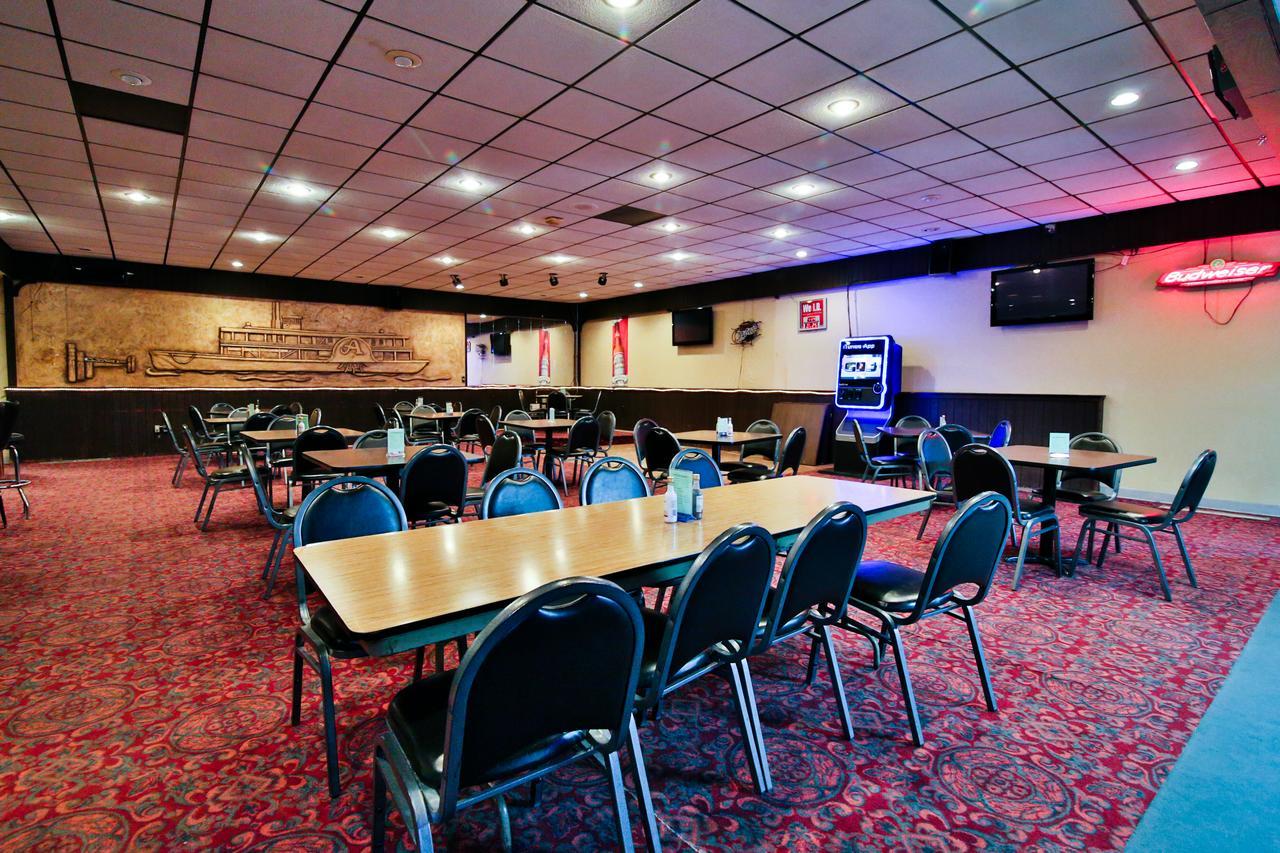 Great American Inn & Suites Devils Lake Bagian luar foto